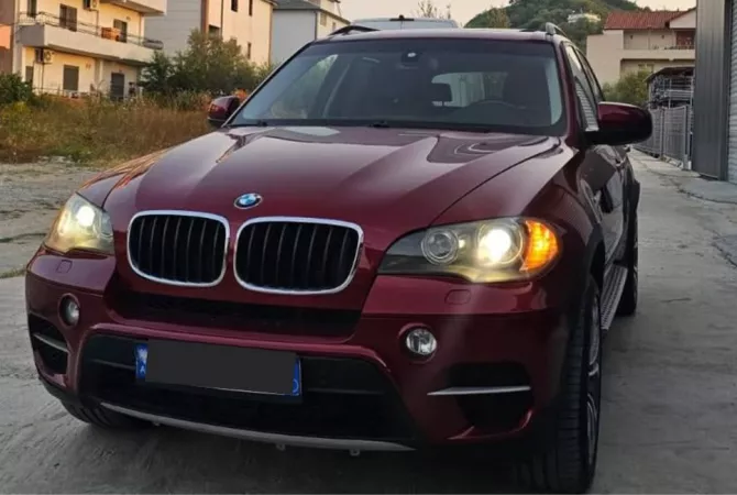 Auto in Vendita a Tirana - 7,100 Euro