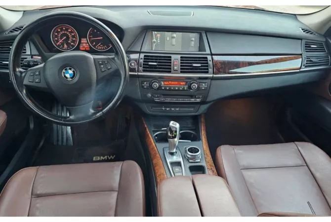 Auto in Vendita a Tirana - 7,100 Euro