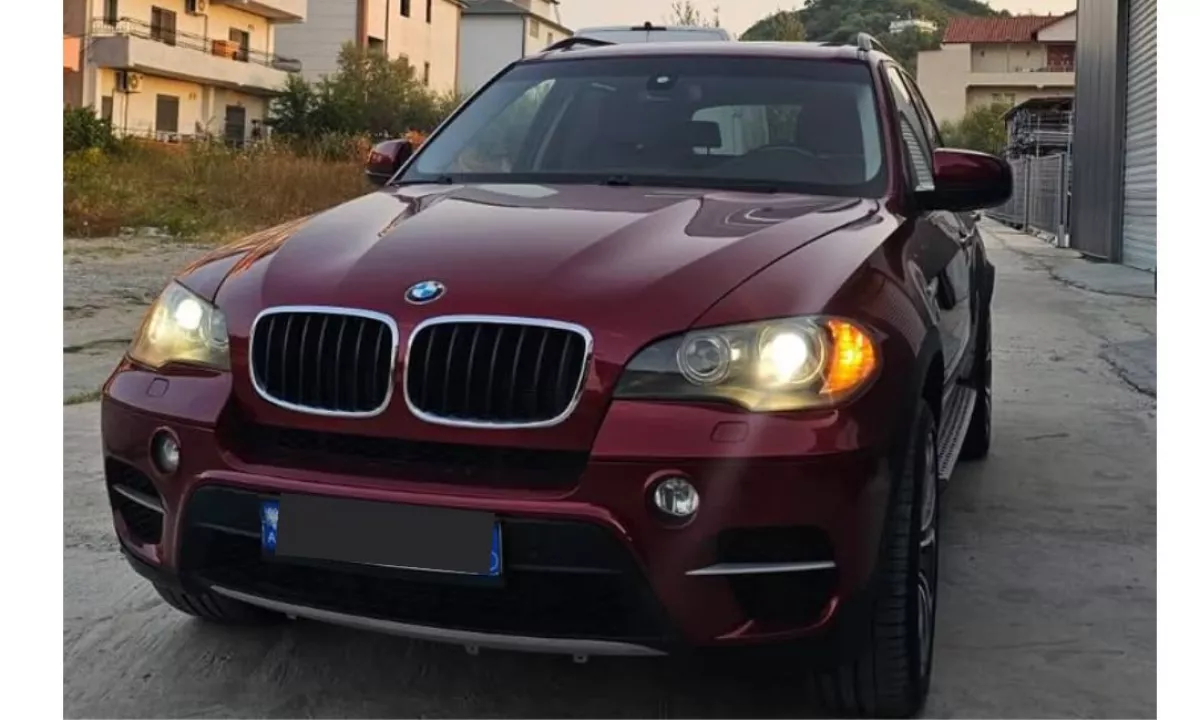 Auto in Vendita a Tirana, BMW, 2011 Diesel,Kambio Automatik Pagamento 7,100  Euro.