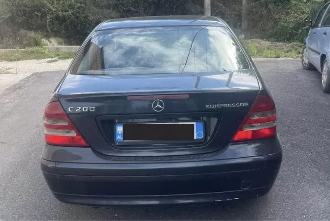 Auto in Vendita a Tirana - 3,000 Euro