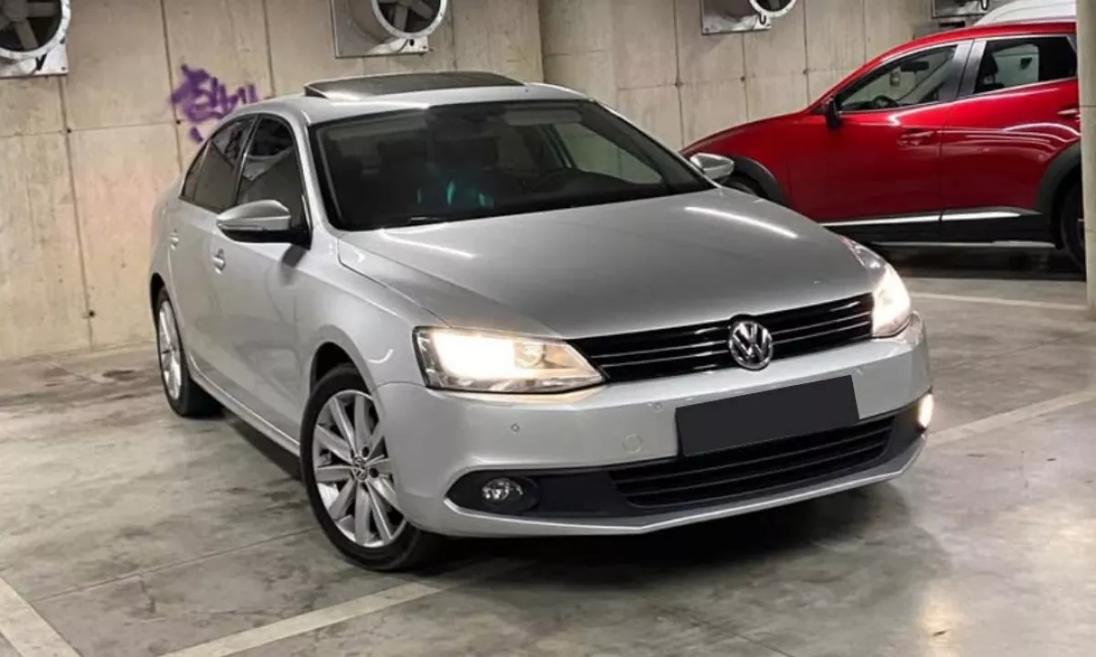 Auto in Vendita a Tirana, Volkswagen, 2013 Diesel,Kambio Automatik Pagamento 6,800  Euro.