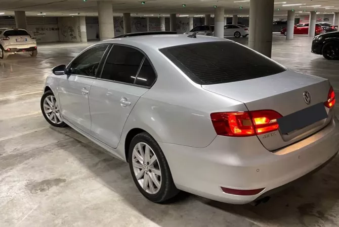 Auto in Vendita a Tirana - 6,800 Euro