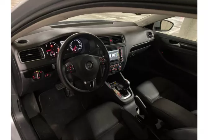 Auto in Vendita a Tirana - 6,800 Euro