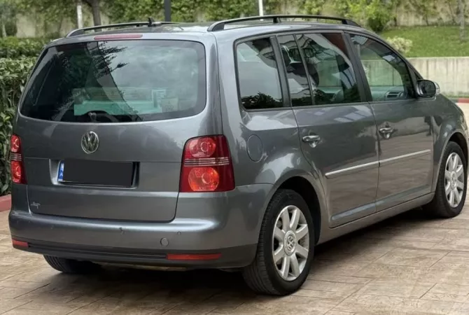 Auto in Vendita a Tirana - 4,400 Euro