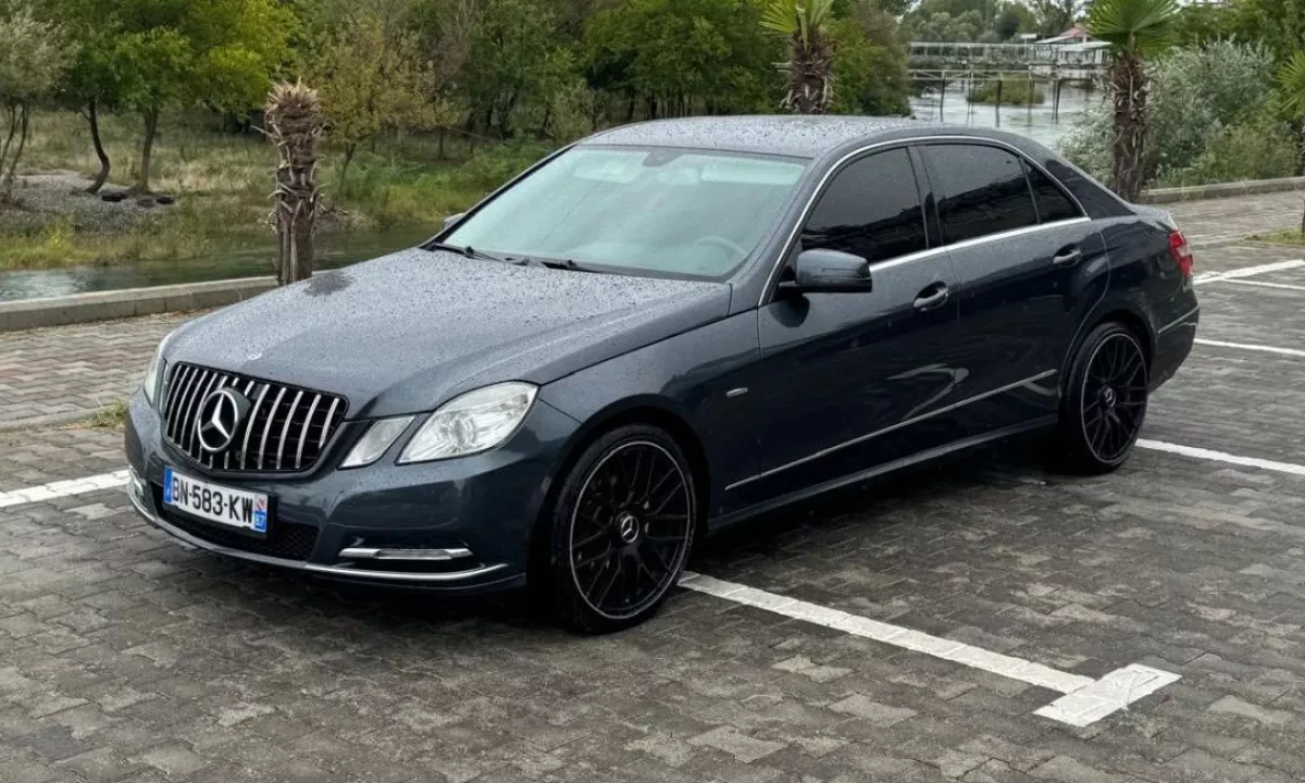 Auto in Vendita a Tirana, Mercedes-Benz, 2012 Diesel,Kambio Automatik Pagamento 9,500  Euro.