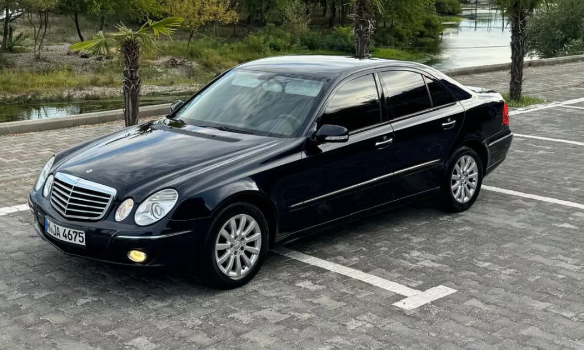 Auto in Vendita a Tirana, Mercedes-Benz, 2008 Diesel,Kambio Automatik Pagamento 6,400  Euro.