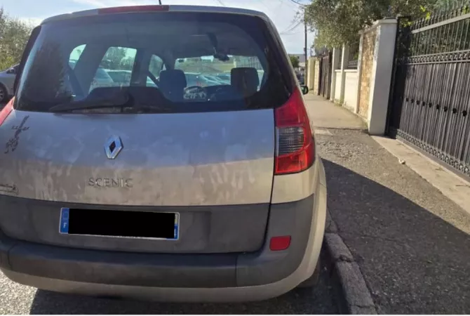 Auto in Vendita a Tirana - 2,500 Euro