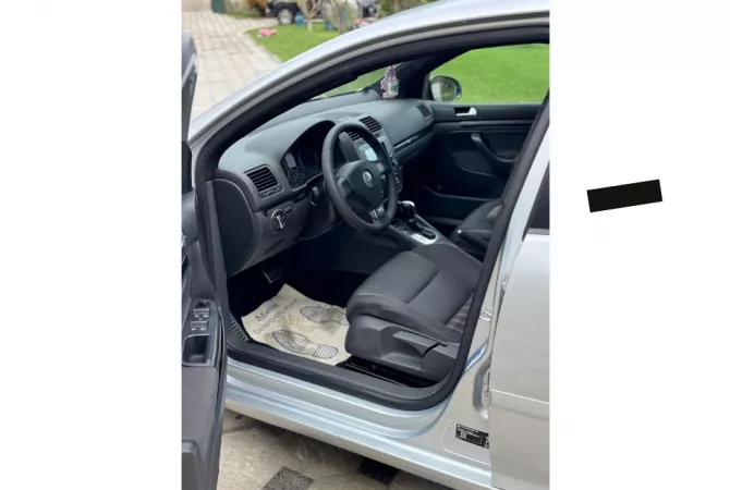 Auto in Vendita a Tirana - 4,900 Euro