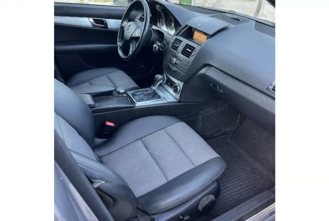 Auto in Vendita a Tirana - 6,500 Euro