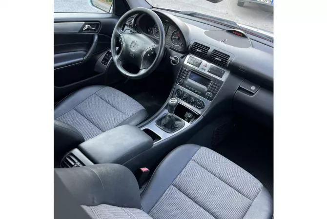 Auto in Vendita a Tirana - 4,350 Euro