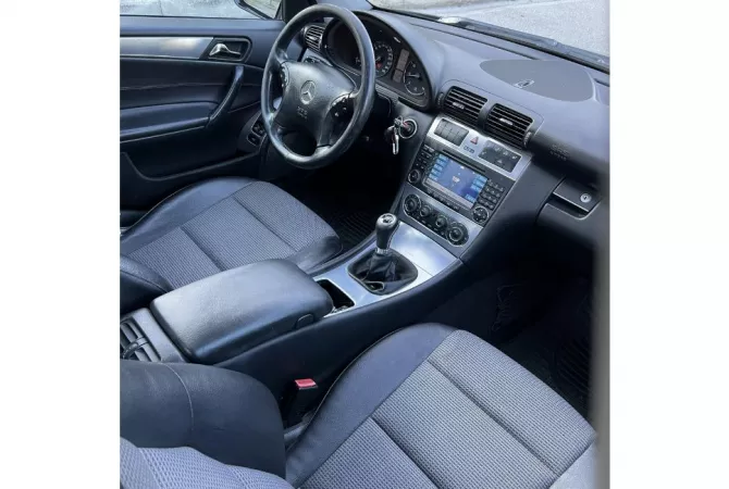 Auto in Vendita a Tirana - 3,900 Euro