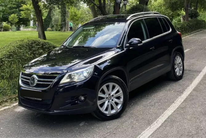 Auto in Vendita a Tirana - 8,900 Euro