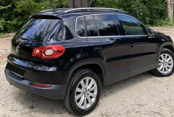 Auto in Vendita a Tirana - 8,900 Euro