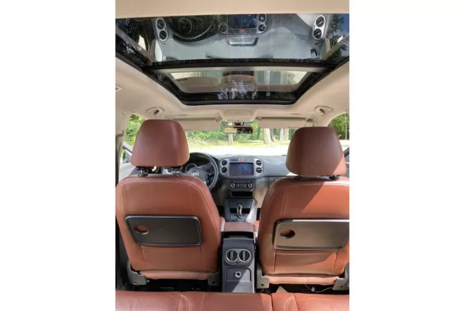 Auto in Vendita a Tirana - 8,900 Euro