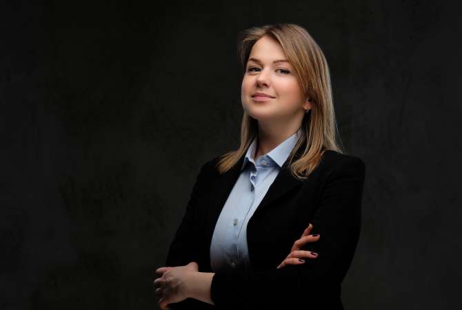 Njoftime Pune per Asistente-notere ne zyren noteriale te noteres Elida Take ne Tirane