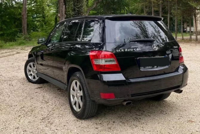 Auto in Vendita a Tirana - 9,200 Euro