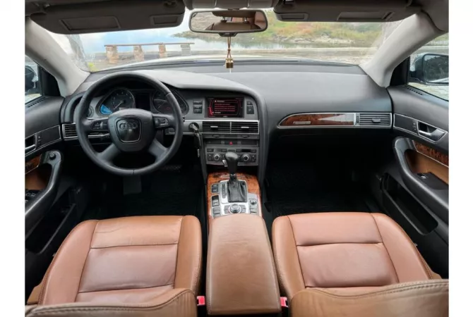 Auto in Vendita a Tirana - 4,500 Euro