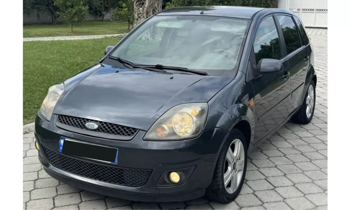 Auto in Vendita a Tirana, Ford, 2007 Diesel,Kambio Manual Pagamento 2,700  Euro.