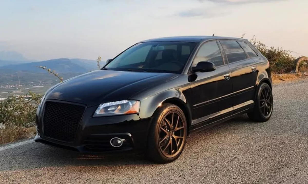 Auto in Vendita a Elbasan, Audi, 2012 Diesel,Kambio Automatik Pagamento 6,600  Euro.