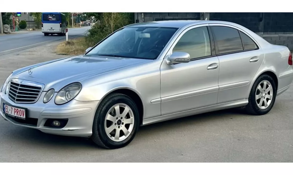 Auto in Vendita a Tirana, Mercedes-Benz, 2008 Diesel,Kambio Manual Pagamento 5,000  Euro.