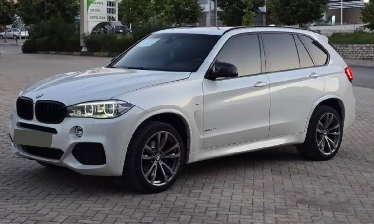 Auto in Vendita a Tirana, BMW, 2015 Diesel,Kambio Automatik Pagamento 23,300  Euro.