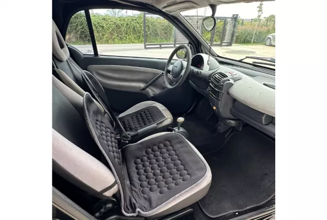 Auto in Vendita a Tirana - 2,300 Euro