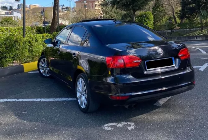 Auto in Vendita a Tirana - 7,200 Euro