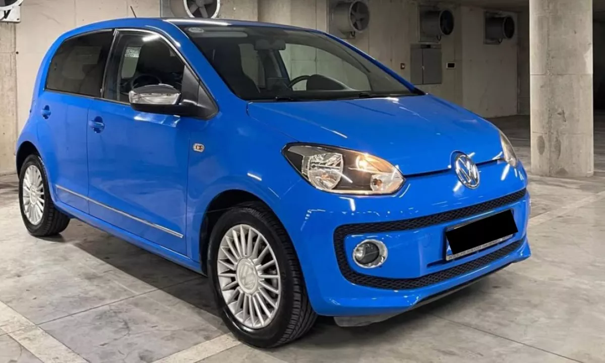 Auto in Vendita a Tirana, Volkswagen, 2014 Benzine,Kambio Automatik Pagamento 5,800  Euro.
