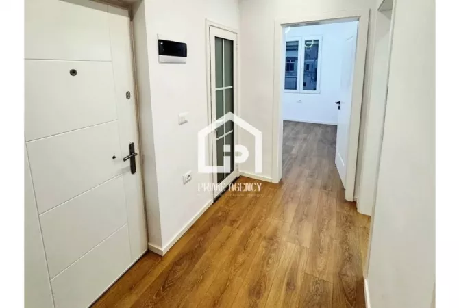  JEPET ME QIRA – Apartament 2+1+2