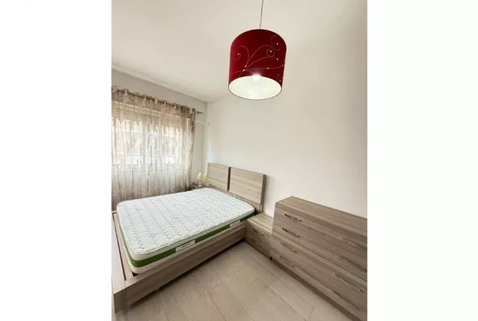 Shtepi me qera Apartament ne Tirane, 1+1, Mobilimi E mobiluar, Pagesa 600  Euro.