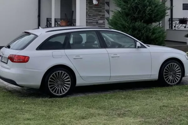 Auto in Vendita a Tirana - 9,200 Euro