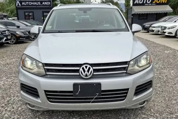 Auto in Vendita a Tirana - 9,450 Euro