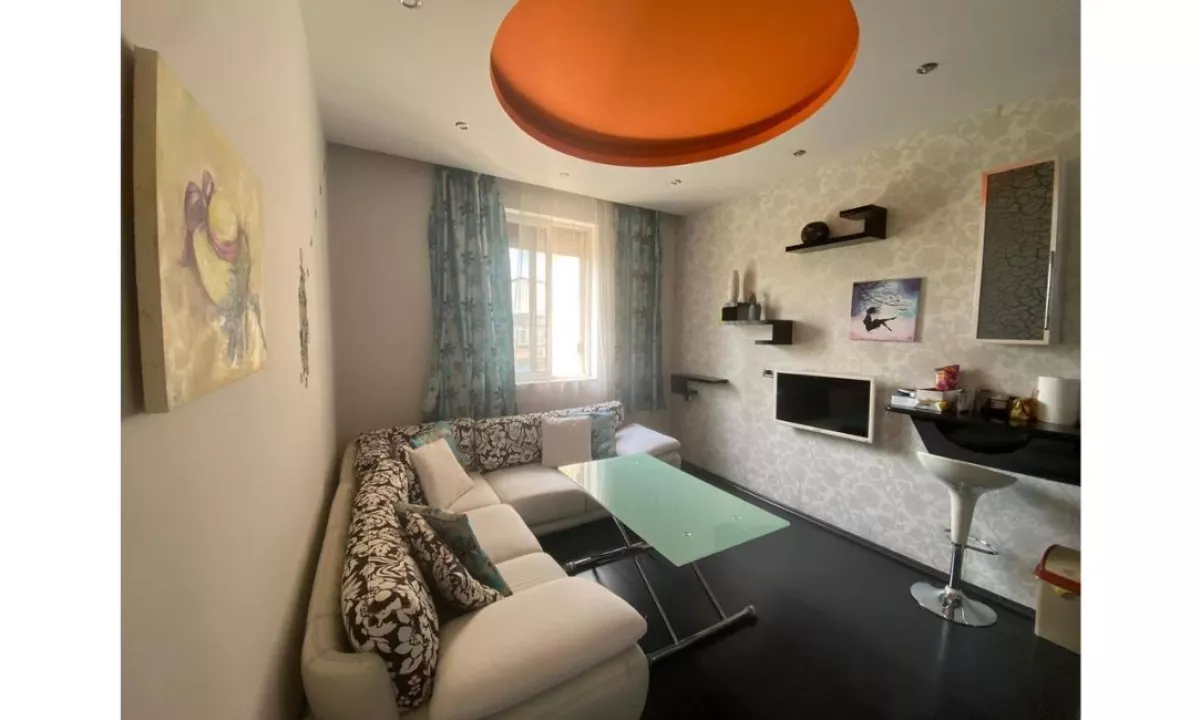 Shtepi me qera Apartament ne Tirane, 2+1, Mobilimi E mobiluar, Pagesa 600  Euro.
