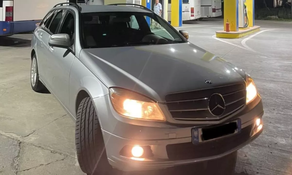 Auto in Vendita a Tirana, Mercedes-Benz, 2008 Diesel,Kambio Automatik Pagamento 4,700  Euro.