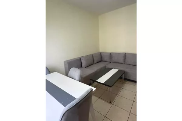 Shtepi me qera 2+1 ne Durres - 400 Euro