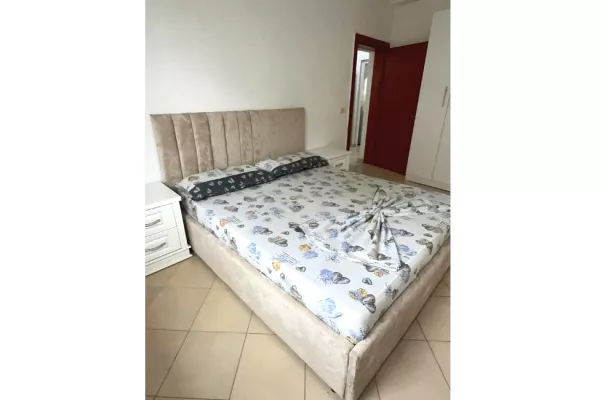 Shtepi me qera Apartament ne Durres, 2+1, Mobilimi E mobiluar, Pagesa 400  Euro.