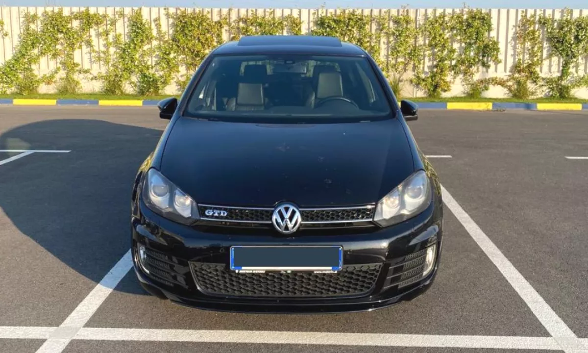 Auto in Vendita a Tirana, Volkswagen, 2010 Diesel,Kambio Automatik Pagamento 7,300  Euro.