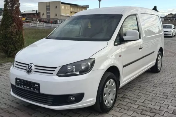 Auto in Vendita a Pristina - 7,400 Euro