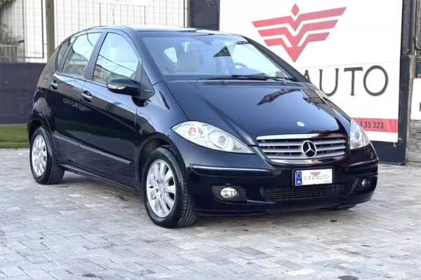 Auto in Vendita a Tirana - 3,300 Euro