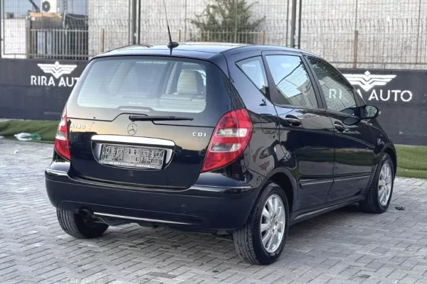 Auto in Vendita a Tirana - 3,300 Euro