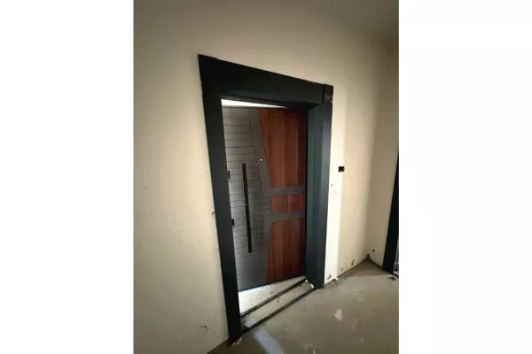 Shtepi ne shitje Apartament ne Tirane, 1+1, Mobilimi Bosh, pa mobiluar, Pagesa 72,000  Euro.