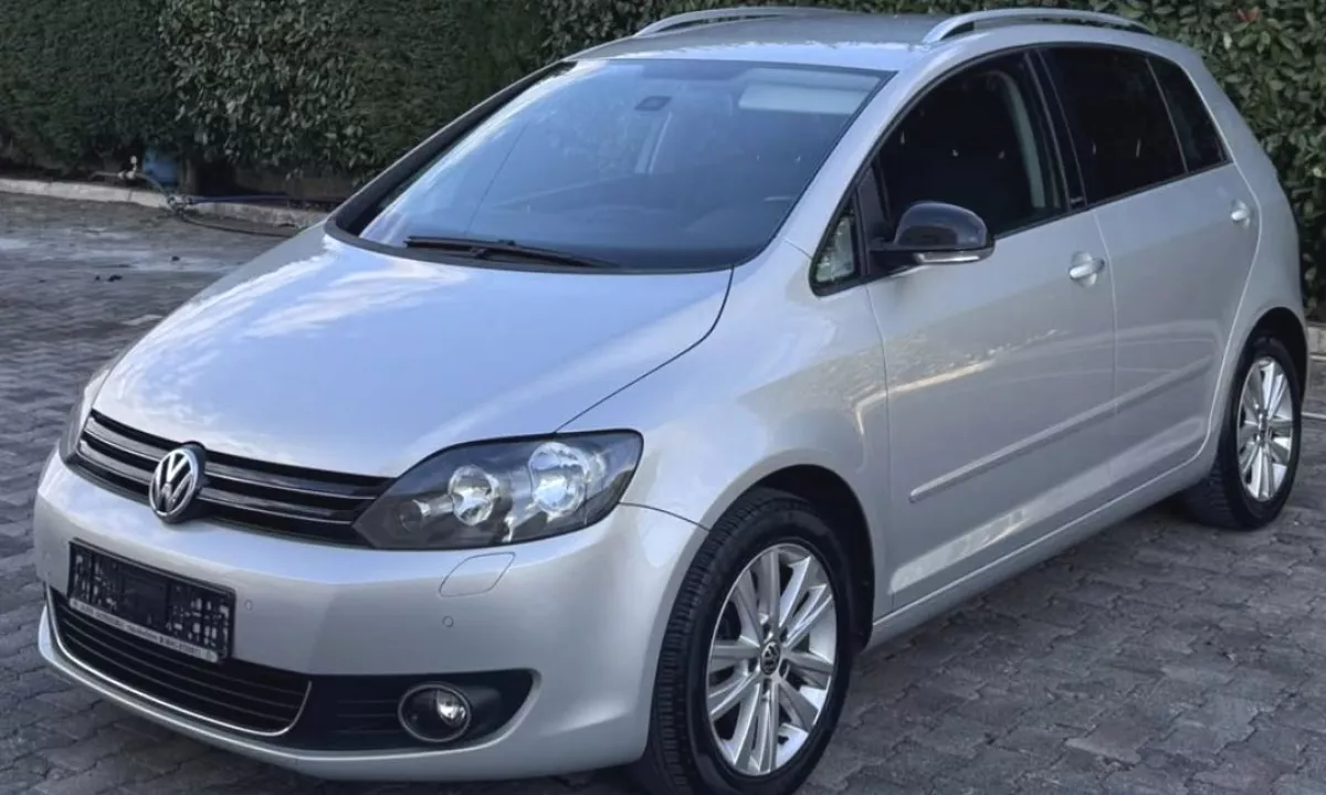 Auto in Vendita a Tirana, Volkswagen, 2012 Diesel,Kambio Automatik Pagamento 6,800  Euro.