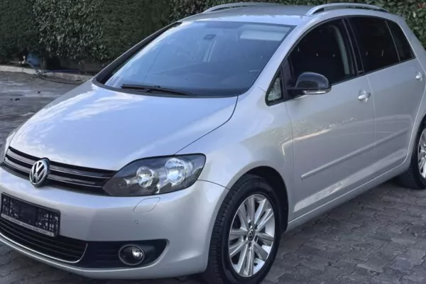 Auto in Vendita a Tirana - 6,800 Euro