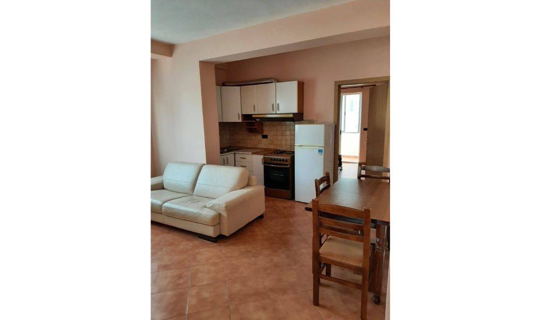 Appartamento in affitto a Tirana 2+1, Arredato