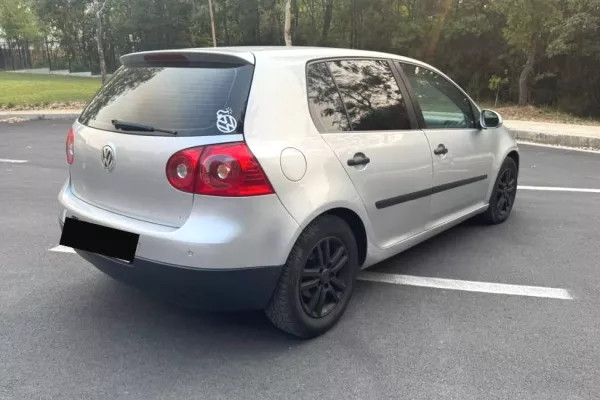 Auto in Vendita a Tirana - 3,300 Euro