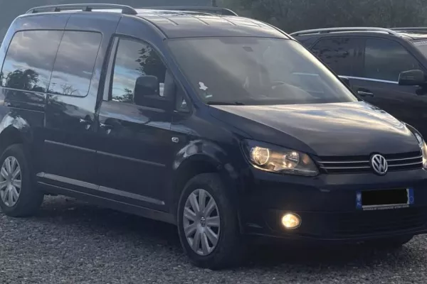 Auto in Vendita a Tirana - 7,500 Euro