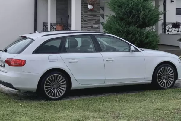 Auto in Vendita a Mitrovica - 9,200 Euro