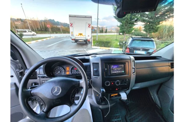 Auto in Vendita a Tirana - 13,500 Euro