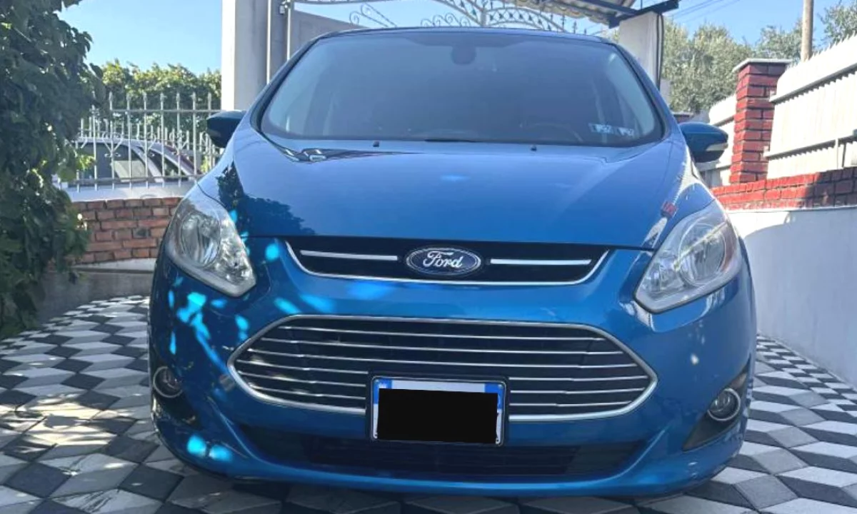 Auto in Vendita a Tirana, Ford, 2019 Elektrike,Kambio Automatik Pagamento 8,000  Euro.