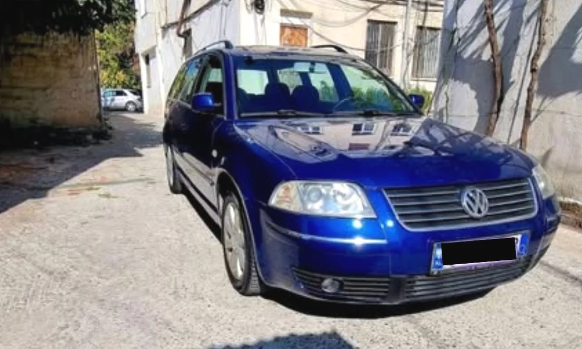 Auto in Vendita a Tirana, Volkswagen, 2002 Diesel,Kambio Manual Pagamento 2,300  Euro.